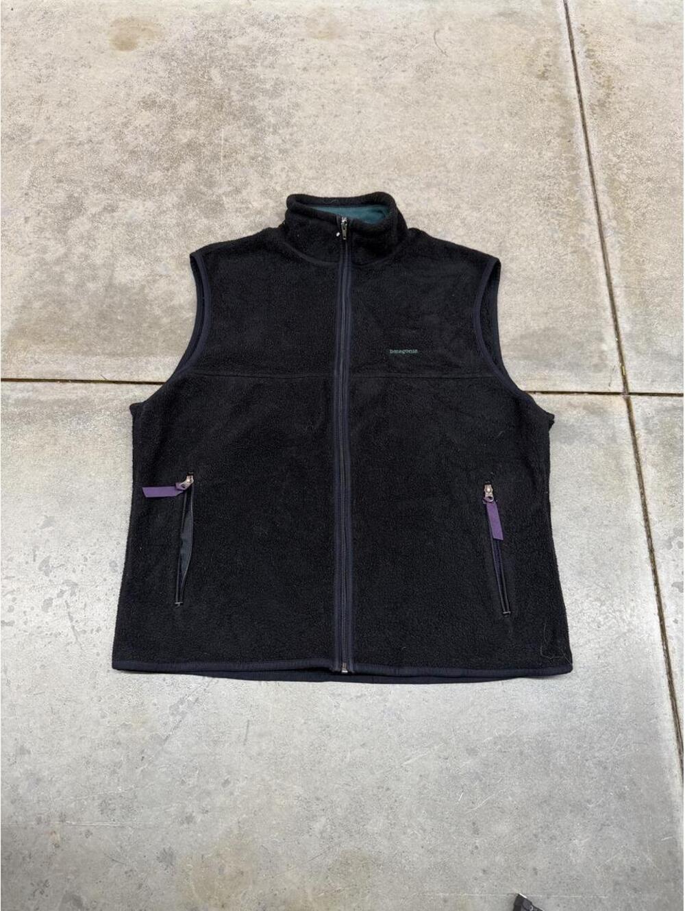 vintage patagonia made in usa black fleece synchilla vest size large
